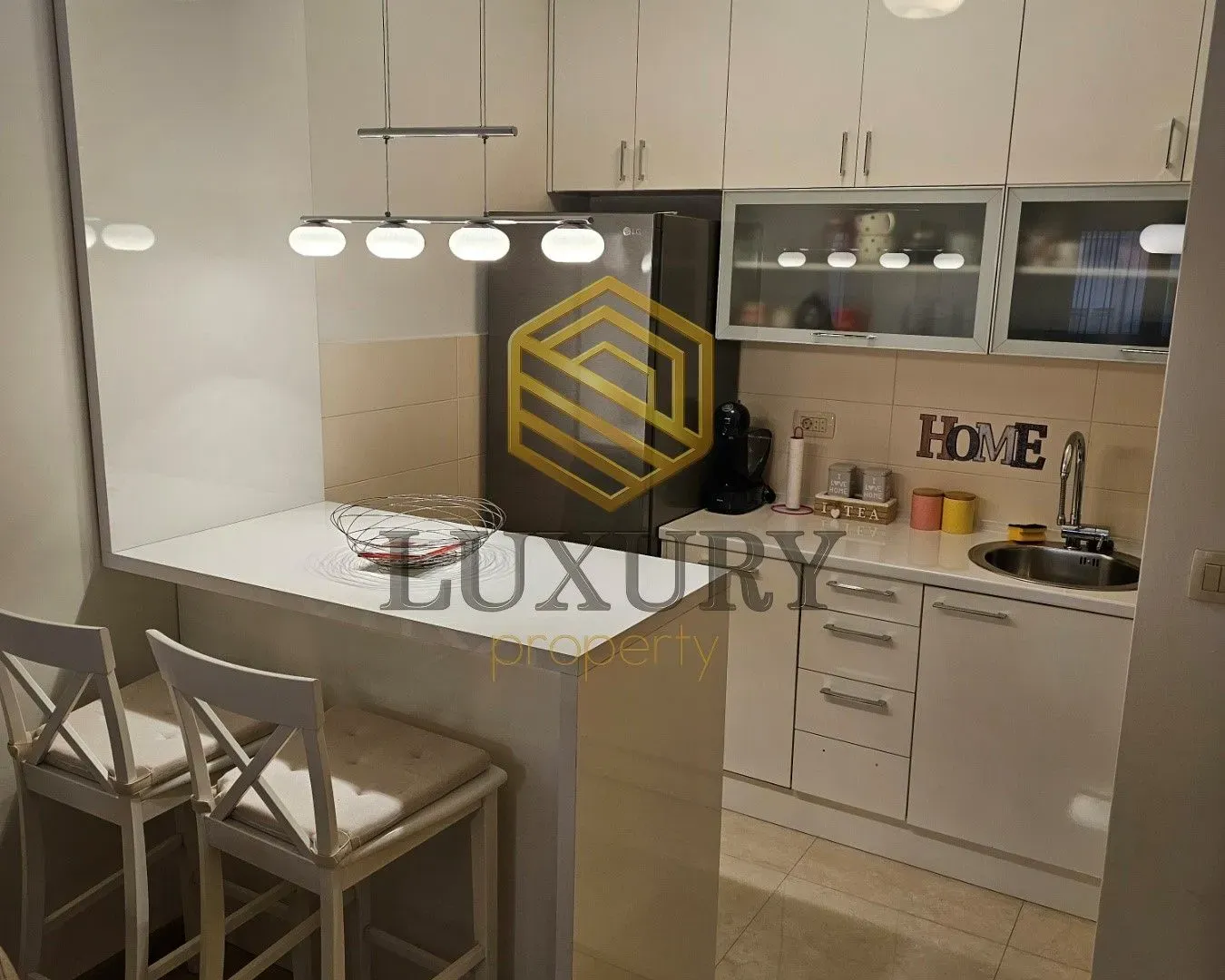 Izdavanje, jednosoban stan, 46m², City Kvart, Podgorica