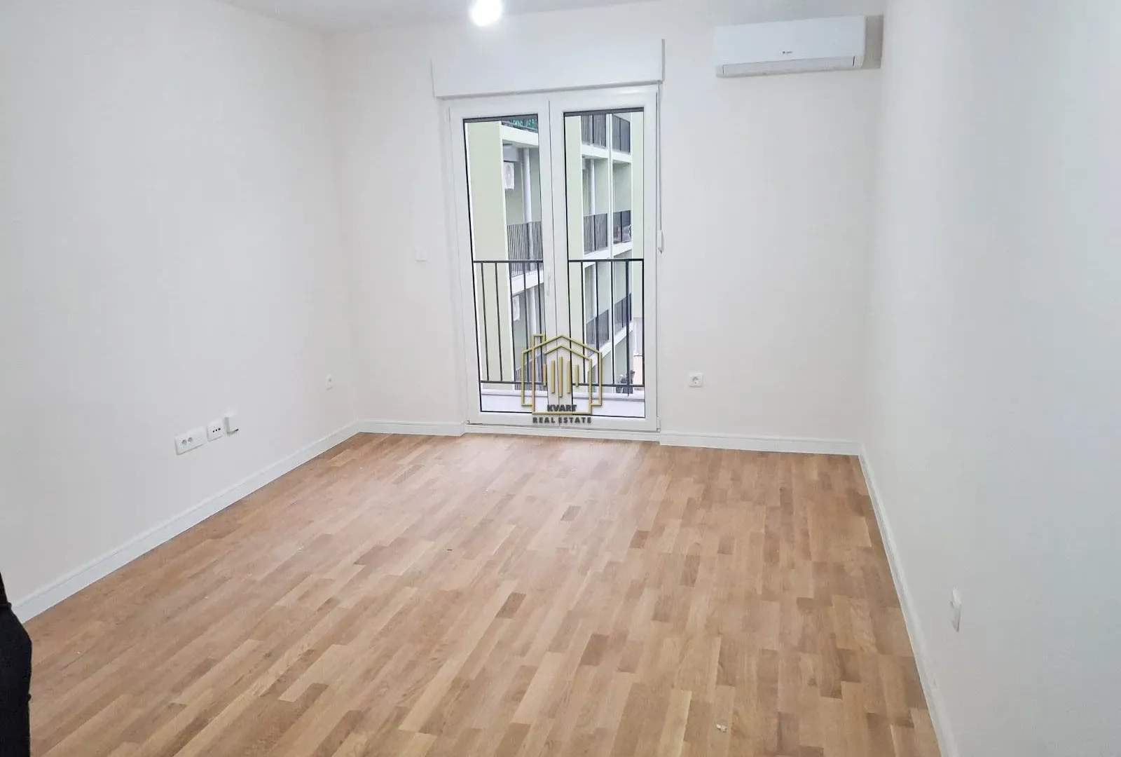 Izdavanje, jednosoban stan, 40m², Pobrežje, Podgorica