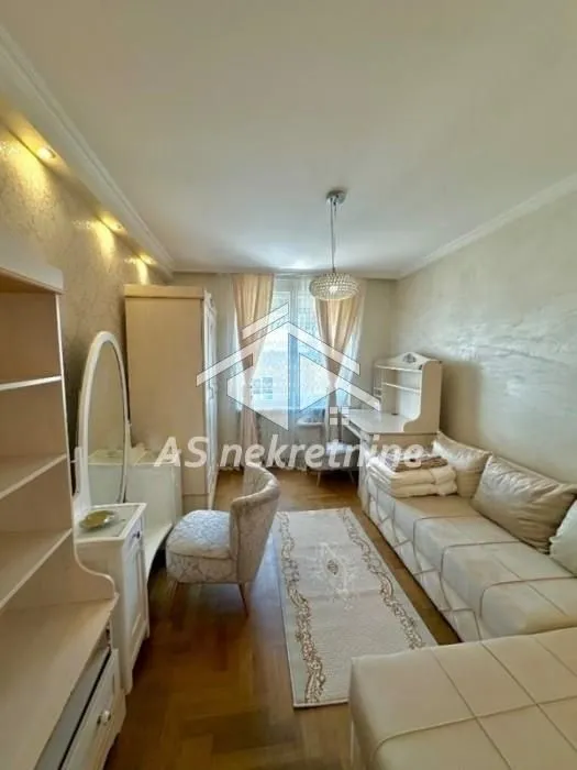 Rent, three bedroom apartment, 80m², Čubura, Beograd