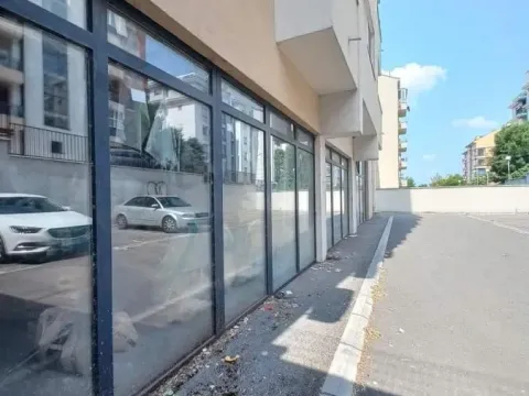 Prodaja, poslovni prostor, 171m², Čukarica, Beograd - image 6