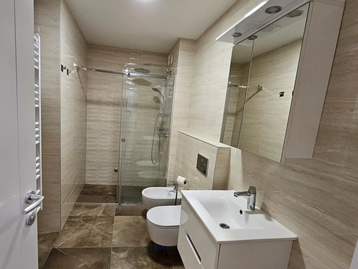 Rent, apartment, 136m², Kalenić Pijaca, Vračar Sve Podlokacije