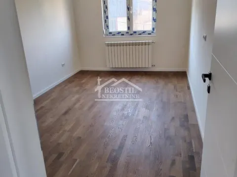 Sale, two bedroom apartment, 53m², Centar, Smederevo - image 13