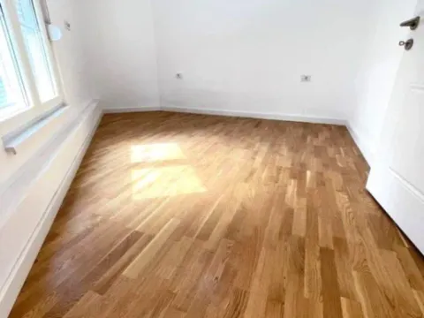 Izdavanje, dvosoban stan, 68m², Zabjelo, Podgorica - image 6