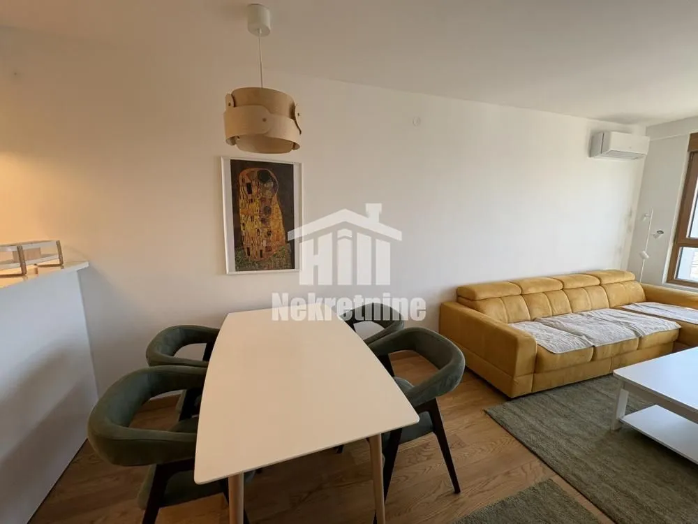 Prodaja, trosoban stan, 78m², Novi Beograd Blok 65, Novi Beograd Sve Podlokacije