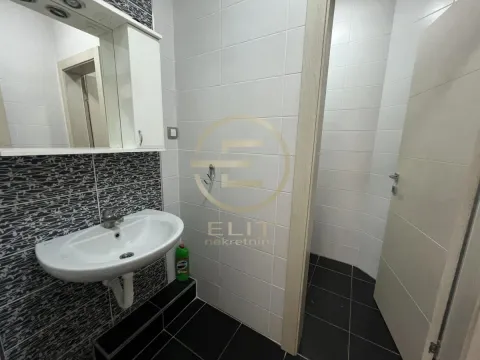Rent, office space, 229m², Grbavica, Novi Sad Sve Podlokacije - image 16