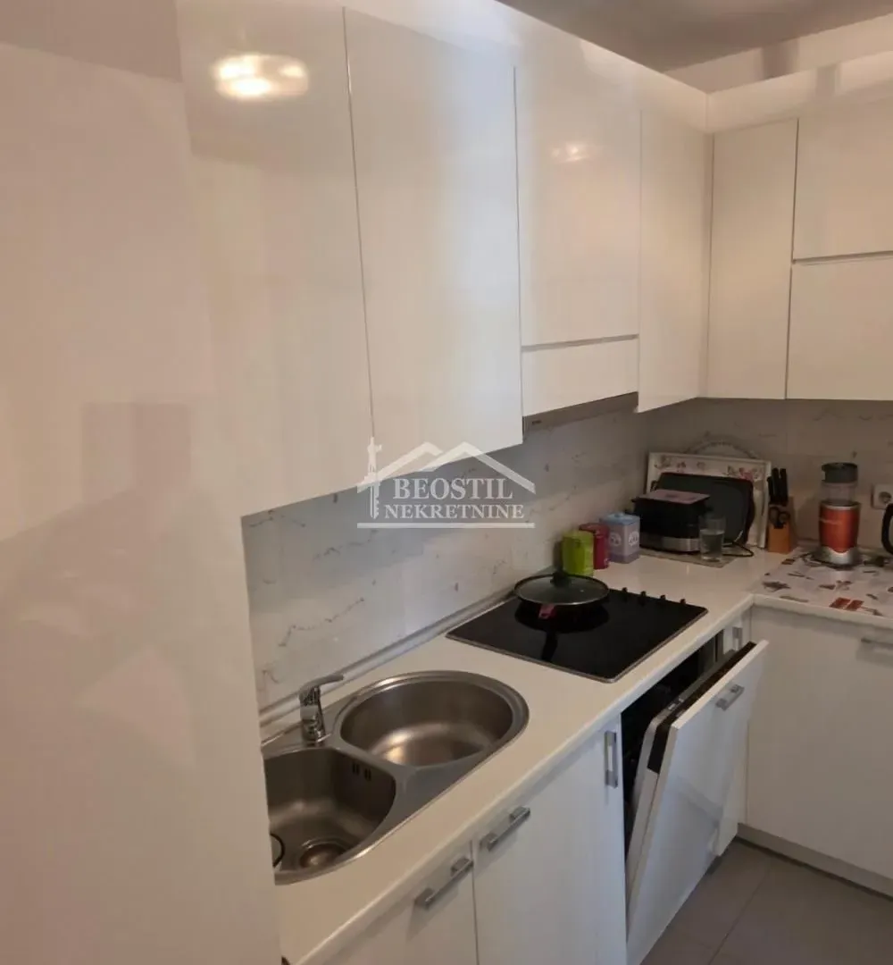 Sale, four bedroom apartment, 96m², Bezanijska Kosa 2, Bežanijska Kosa Sve Podlokacije