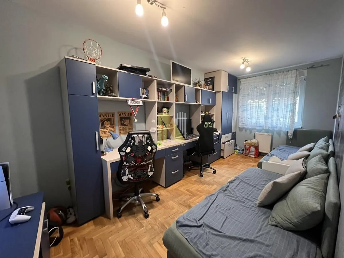 Prodaja, četvorosoban stan, 71m², Podbara, Novi Sad Sve Podlokacije