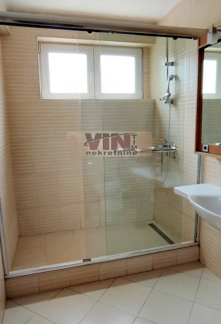 Prodaja, jednosoban stan, 33m², Bulevar Oslobodjenja, Novi Sad Sve Podlokacije