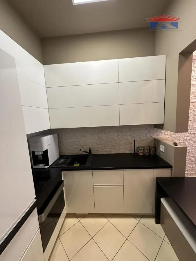 Izdavanje, dvosoban stan, 49m², Bulevar Oslobodjenja, Novi Sad Sve Podlokacije