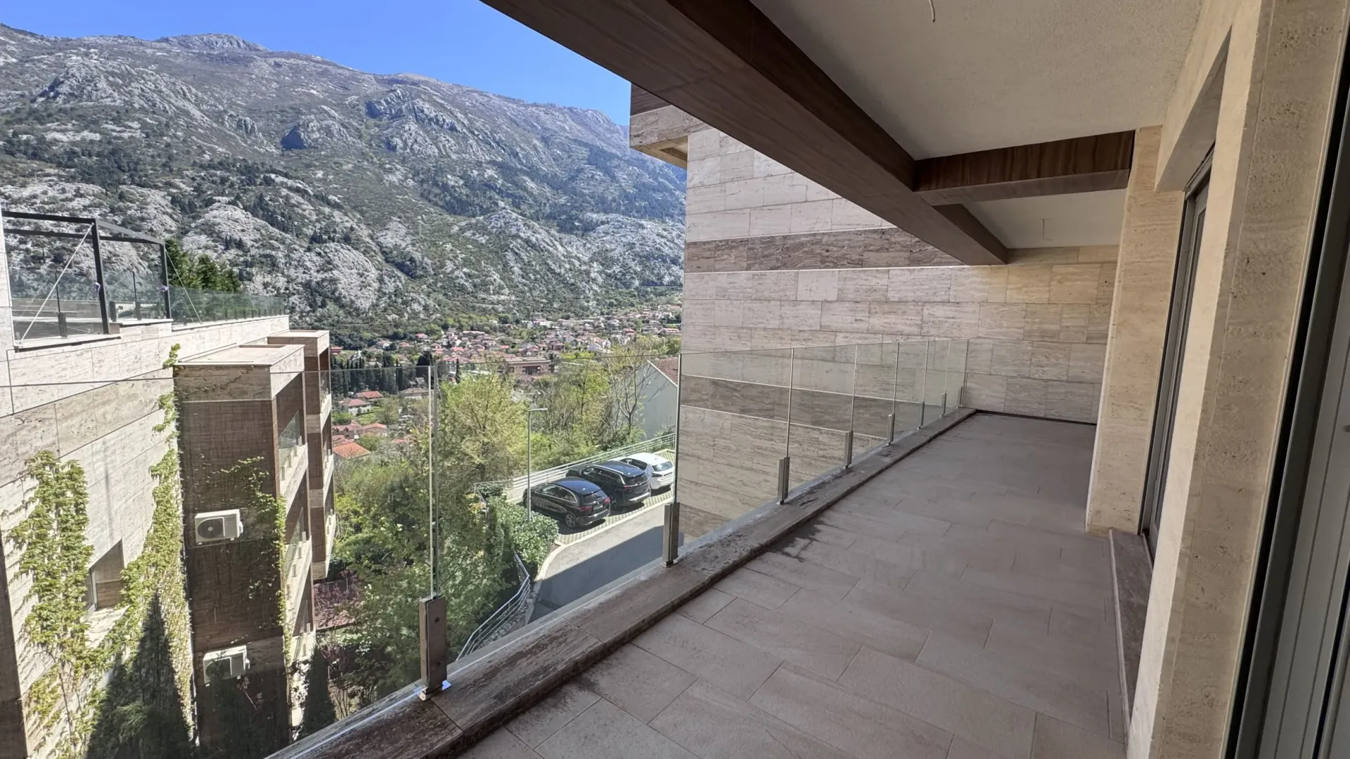 Prodaja, petosoban stan, 173m², Kotor, Crna Gora