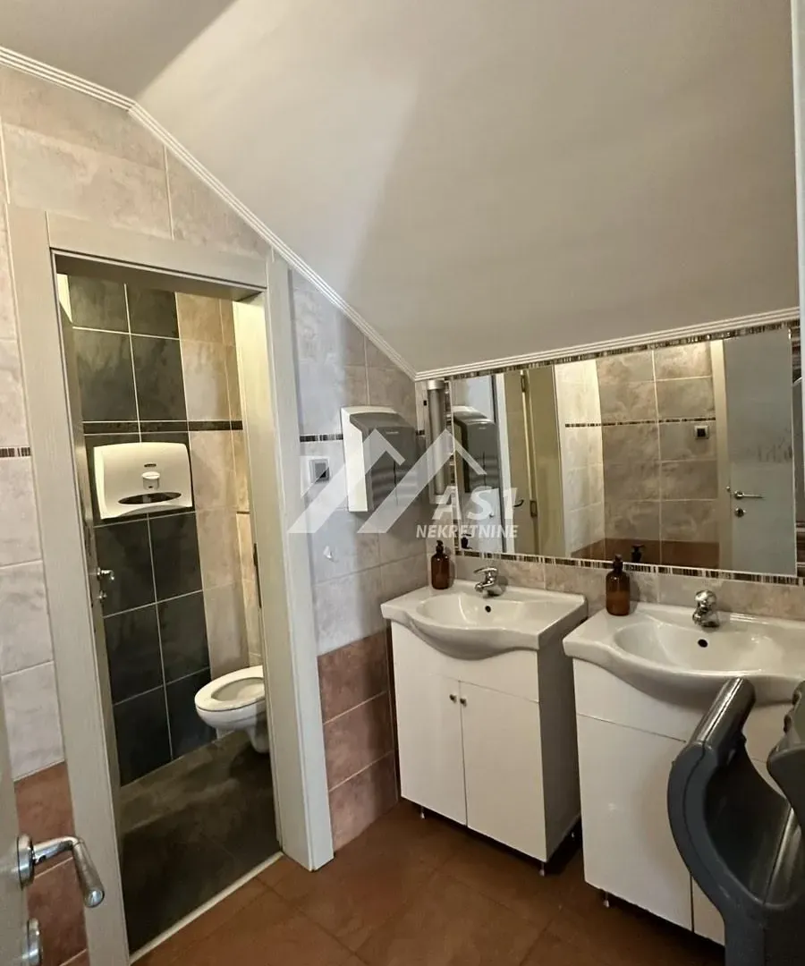 Rent, office space, 280m², Bulevar Oslobodjenja, Novi Sad Sve Podlokacije
