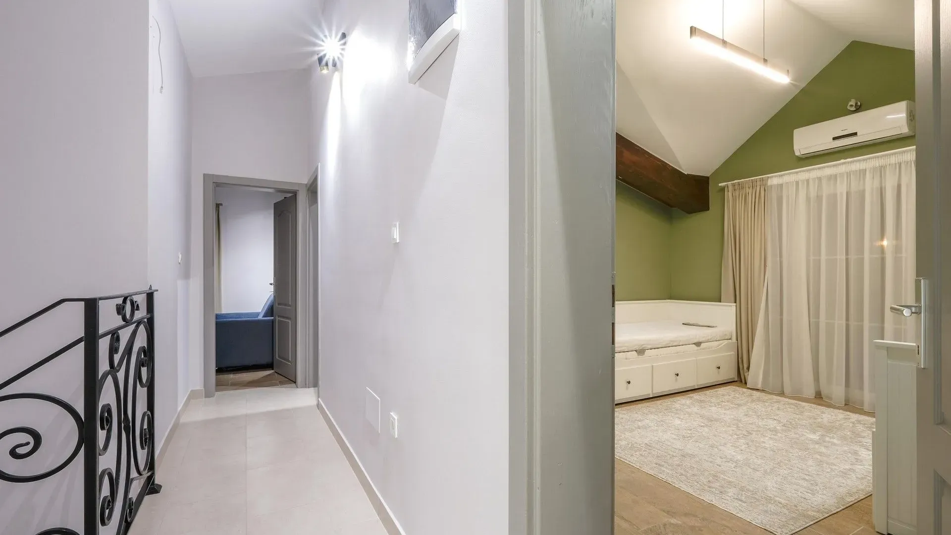 Prodaja, kuća, 198m², Dumidran, Tivat