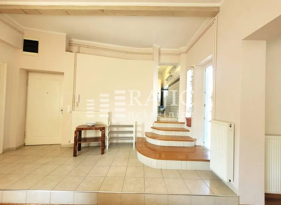 Rent, two bedroom apartment, 74m², Obilićev Venac, Beograd