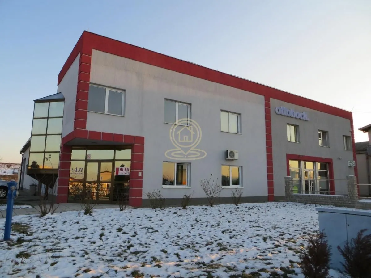 Sale, office space, 600m², Kragujevac, Srbija