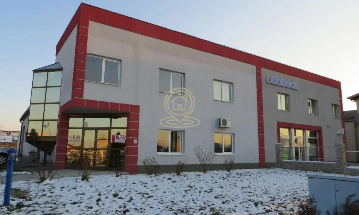 Prodaja, poslovni prostor, 600m², Kragujevac, Srbija