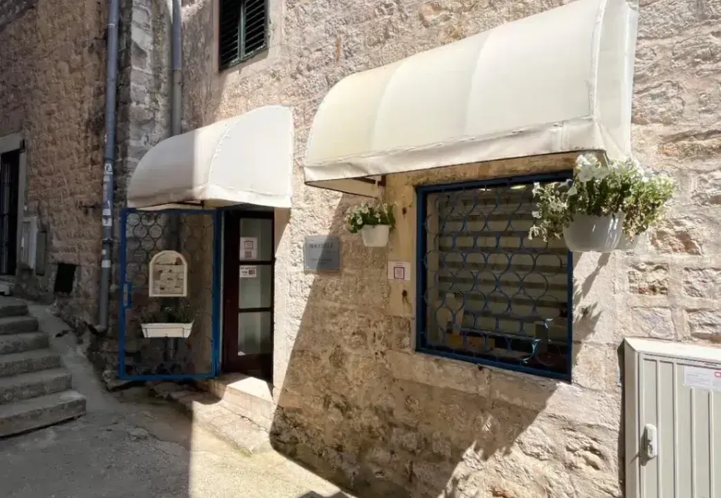 Prodaja, kuća, 240m², Herceg Novi, Crna Gora