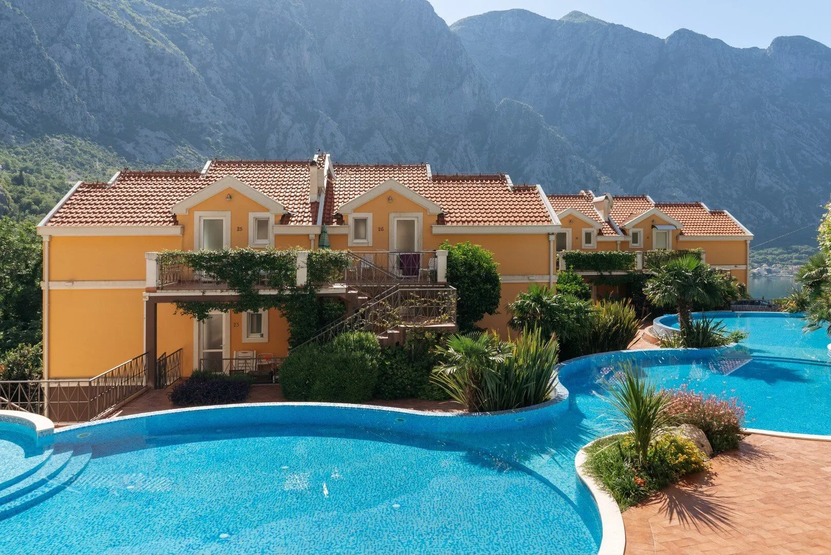 Prodaja, dvosoban stan, 68m², Kotor, Crna Gora