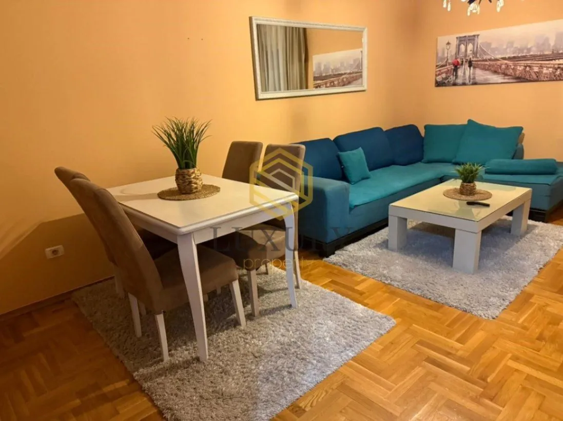 Izdavanje, dvosoban stan, 75m², Zabjelo, Podgorica