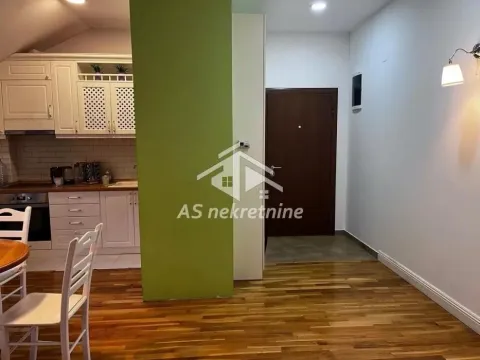 Izdavanje, stan, 65m², Tašmajdan, Palilula Sve Podlokacije - image 4