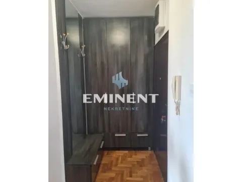 Izdavanje, dvosoban stan, 50m², Crveni Krst, Beograd - image 11