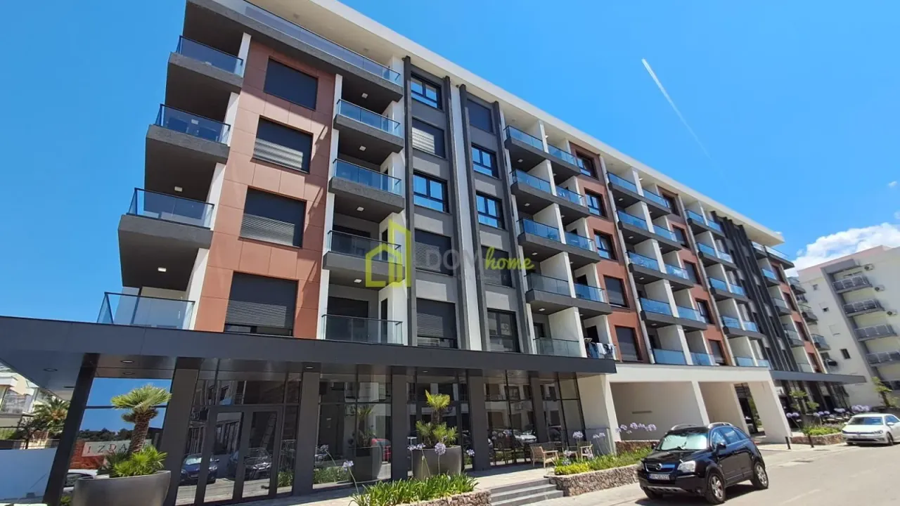 Izdavanje, jednosoban stan, 45m², Berane, Crna Gora
