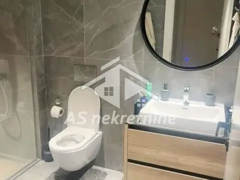 Izdavanje, trosoban stan, 80m², Savski Venac, Beograd - image 20