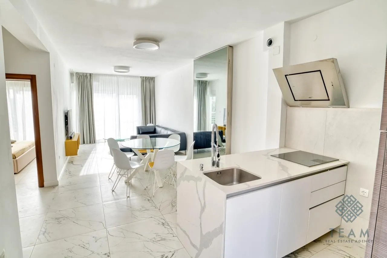 Sale, two bedroom apartment, 60m², Petrovac, Budva