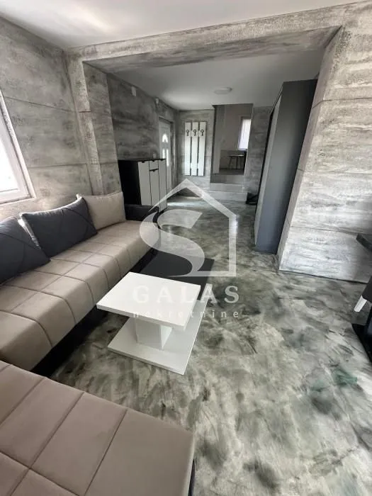 Sale, house, 151m², Voždovac Sve Podlokacije, Beograd