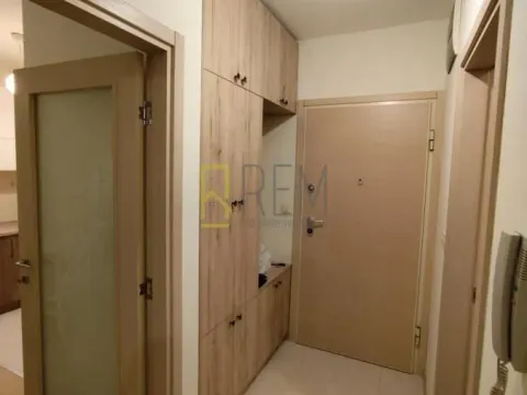 Izdavanje, jednosoban stan, 43m², City Kvart, Podgorica - image 5