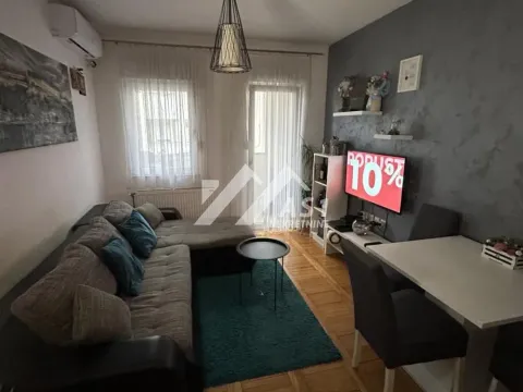 Stan in Podbara