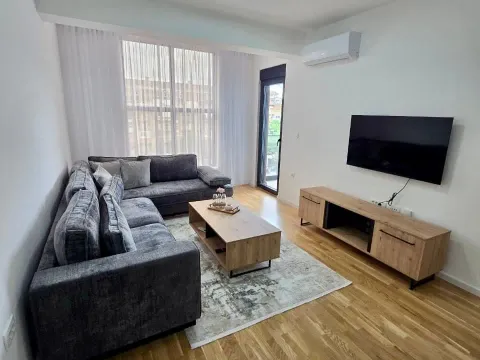 Rent, two bedroom apartment, 64m², Stari Aerodrom, Podgorica - image 1