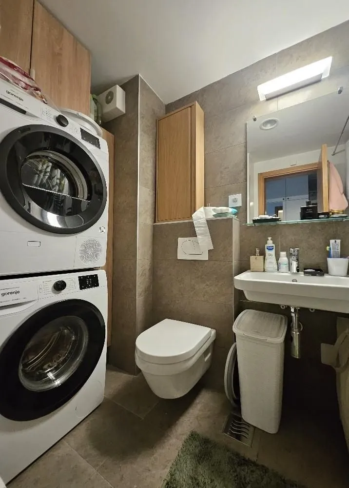 Prodaja, dvosoban stan, 51m², Zemun Sve Podlokacije, Beograd