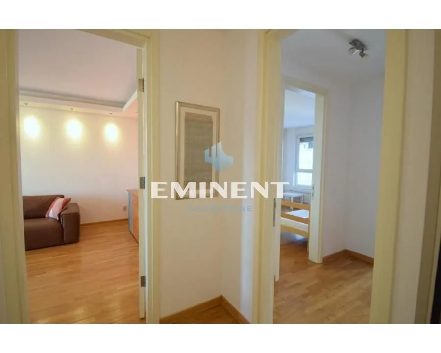 Rent, three bedroom apartment, 100m², Novi Beograd Blok 67, Novi Beograd Sve Podlokacije