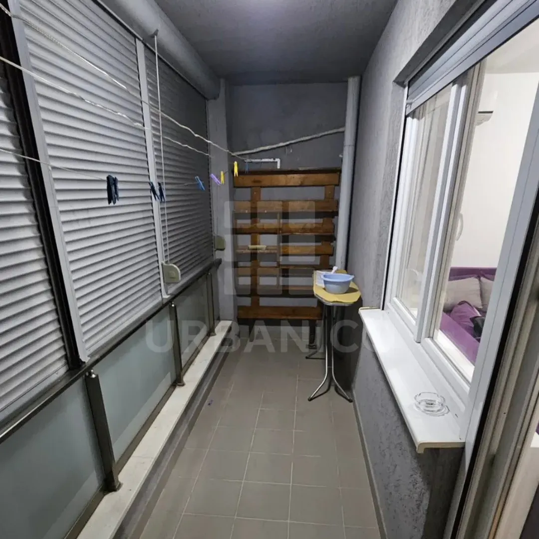 Rent, studio apartment, 35m², Stari Aerodrom, Podgorica