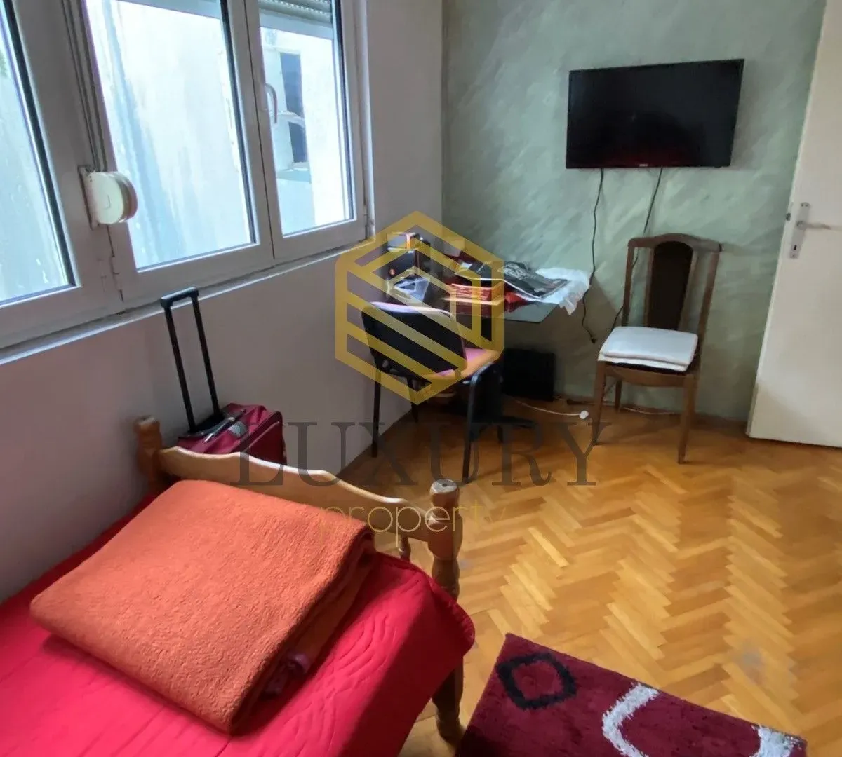 Izdavanje, dvosoban stan, 80m², Zabjelo, Podgorica