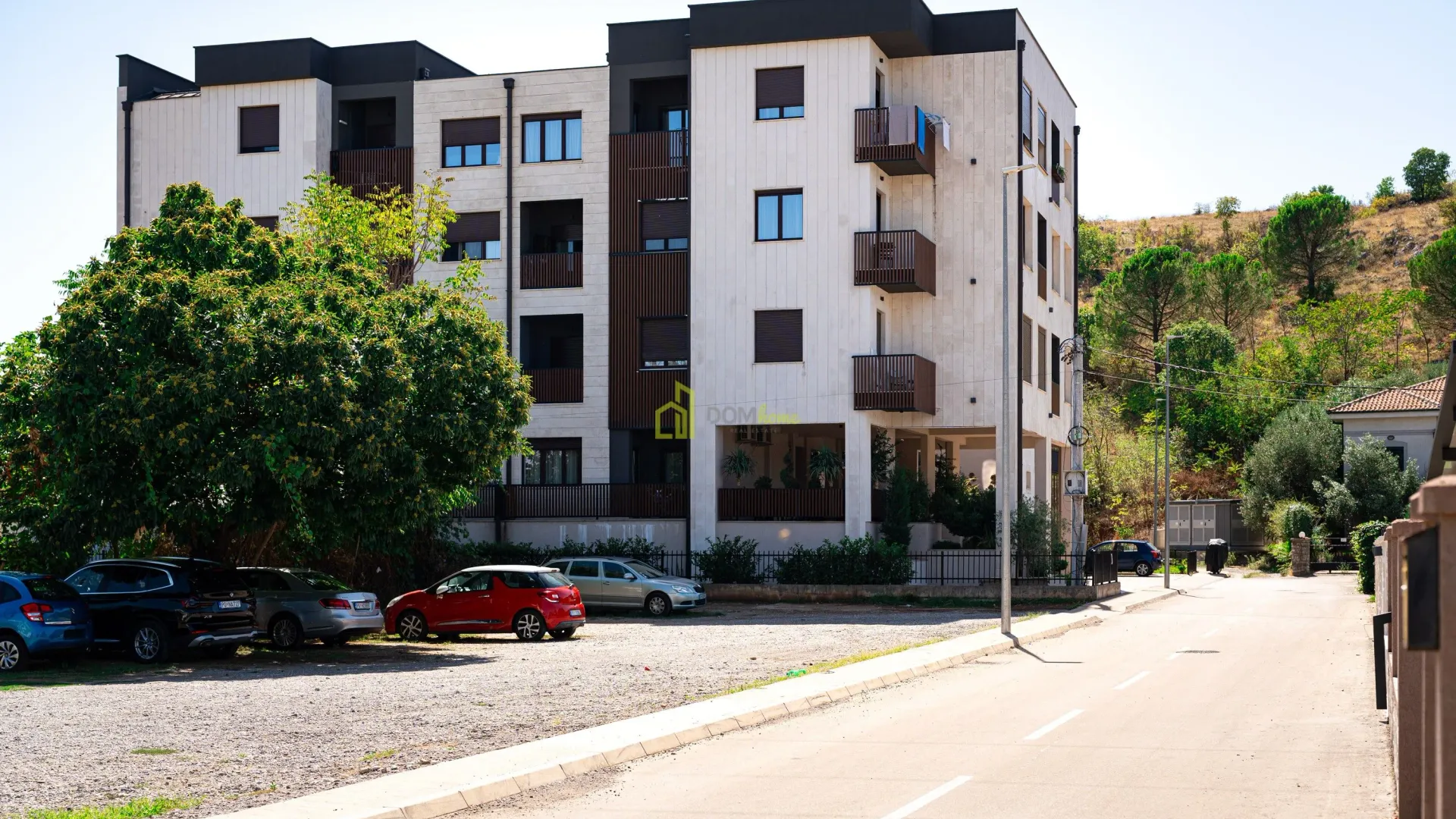 Sale, two bedroom apartment, 80m², Gornja Gorica, Podgorica