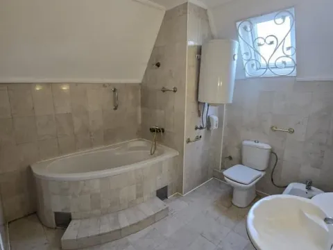 Prodaja, kuća, 390m², Mali Mokri Lug, Zvezdara Sve Podlokacije - image 10