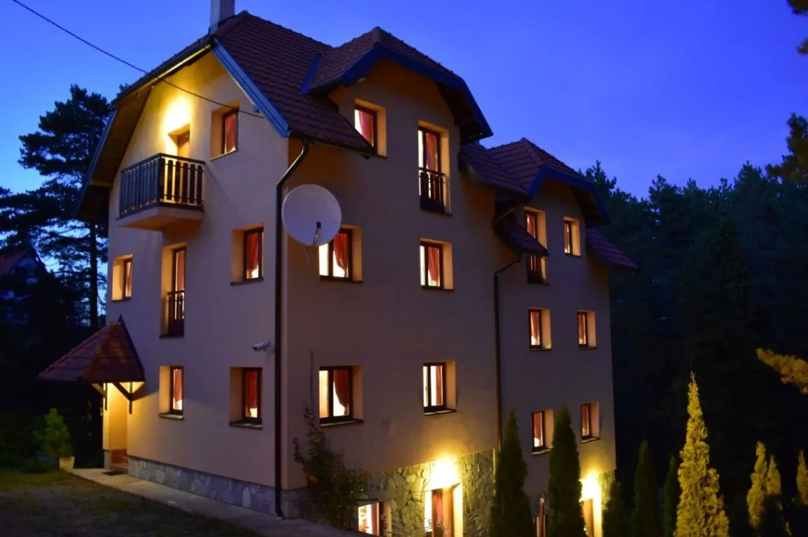 Sale, house, 332m², Tara, Srbija