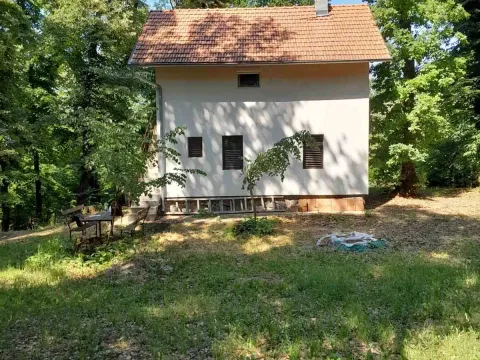 Kuća in Čortanovci
