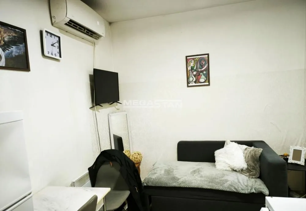 Prodaja, stan, 26m², Savski Trg, Beograd