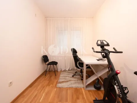 Izdavanje, dvosoban stan, 53m², Zabjelo, Podgorica - image 17