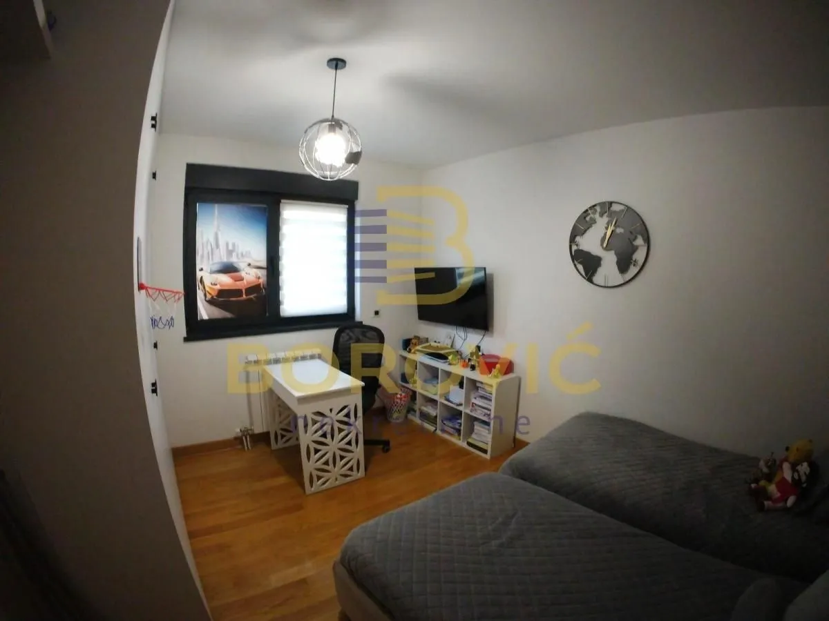 Prodaja, četvorosoban stan, 103m², Voždovac Sve Podlokacije, Beograd