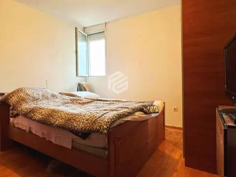 Prodaja, stan, 76m², Blok 5, Podgorica - image 8