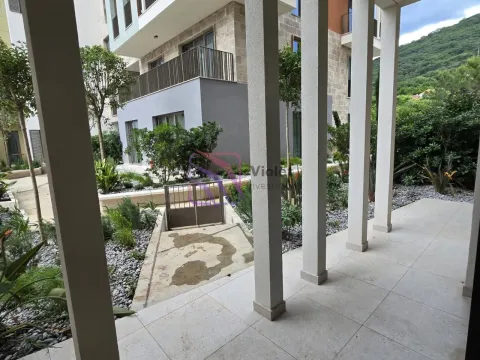 Prodaja, jednosoban stan, 78m², Porto Montenegro, Tivat - image 7