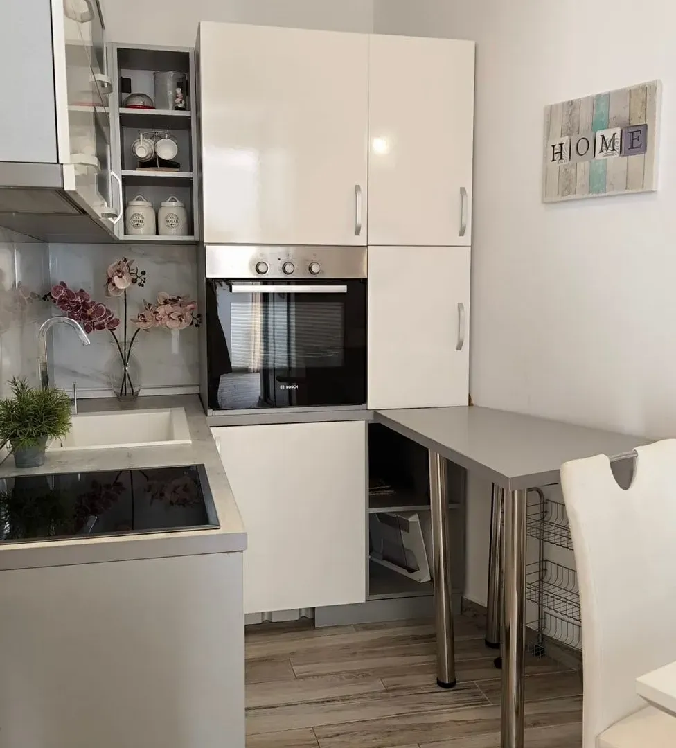 Prodaja, garsonjera, 35m², Bečići, Budva