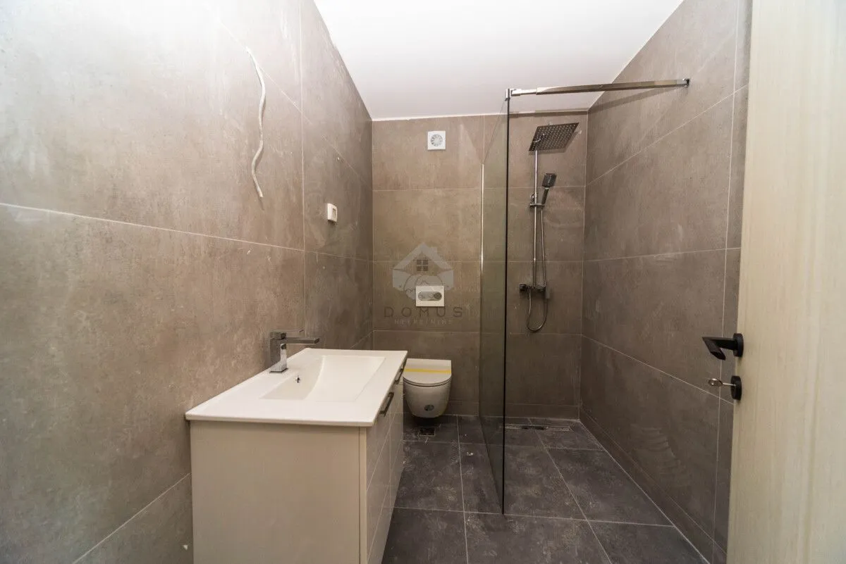 Prodaja, dvosoban stan, 60m², Zabjelo, Podgorica