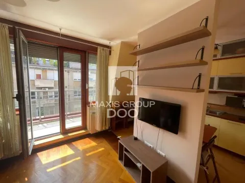 Izdavanje, jednosoban stan, 52m², Vračar Centar, Vračar Sve Podlokacije - image 10