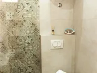 Izdavanje, dvosoban stan, 60m², Radanovići, Kotor - image 9