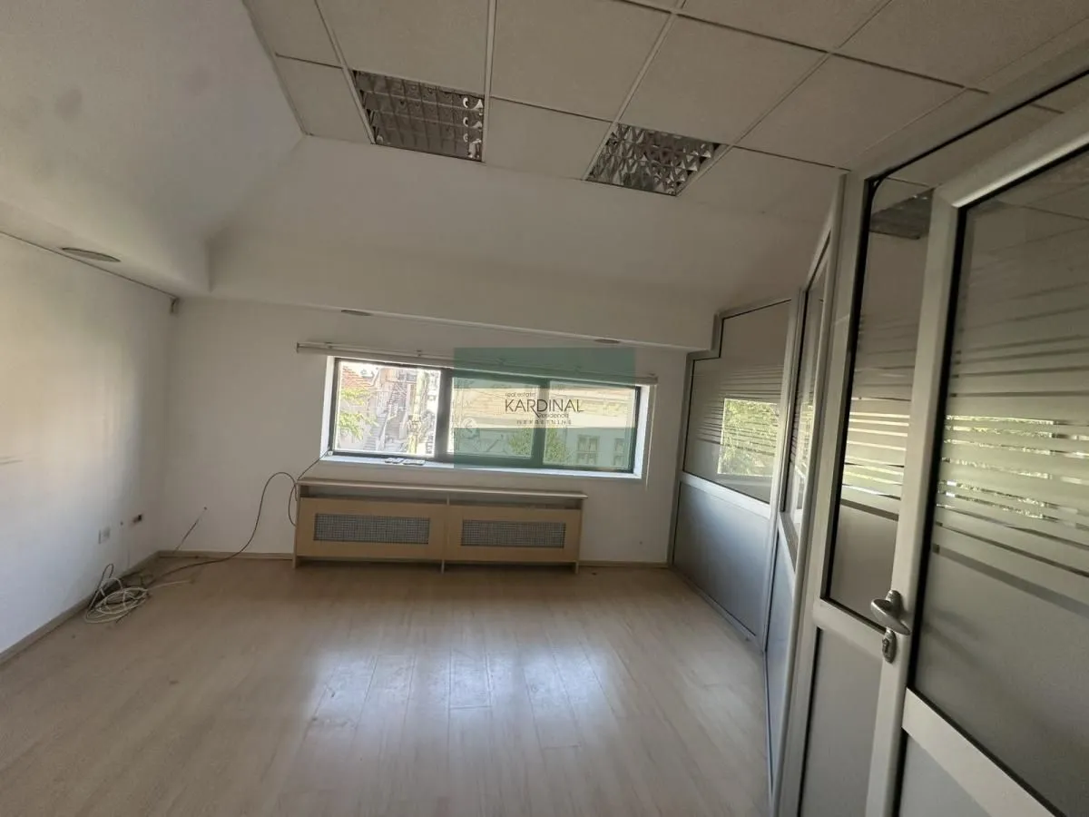 Rent, office space, 200m², Centar, Kragujevac