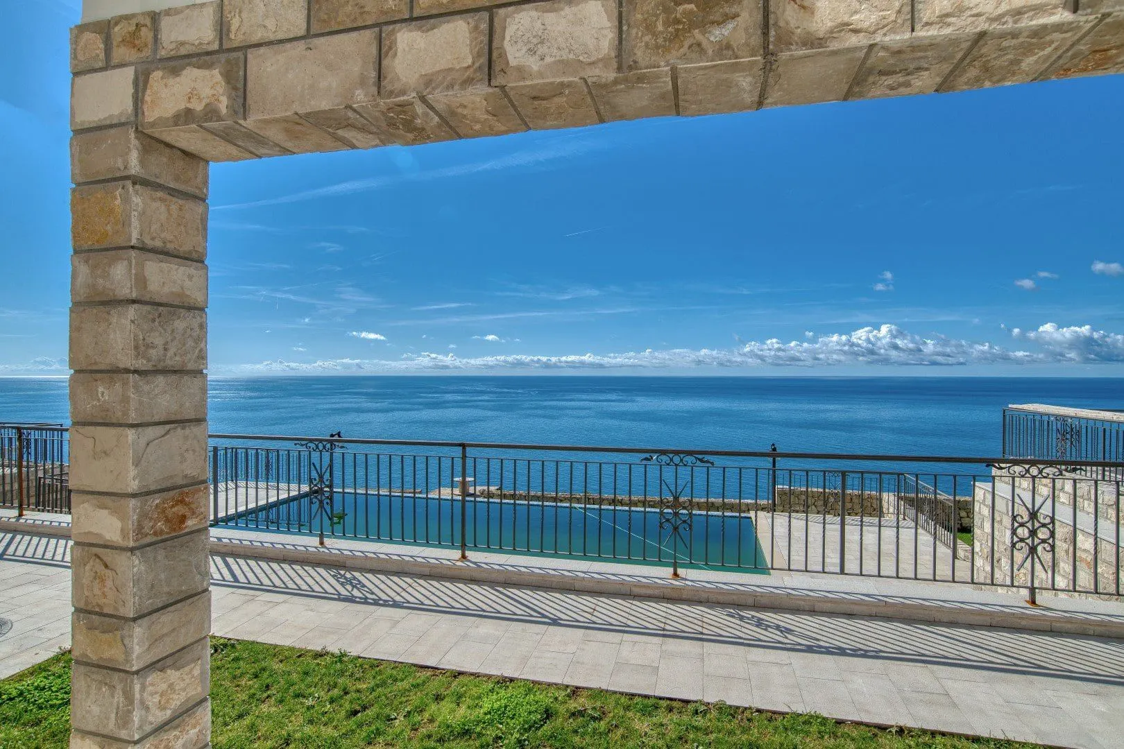 Sale, house, 130m², Reževići, Budva